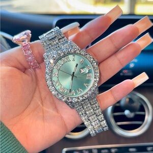 Elegant Silver and Green Women's Watch